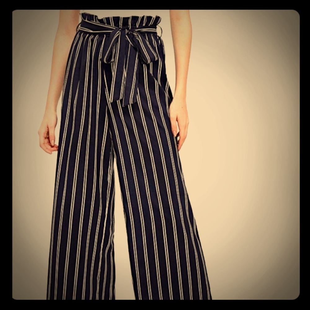 NWOT navy blue & white palazzo pants